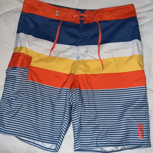 Vans Men’s swim trunk bundle - Picture 5 of 7